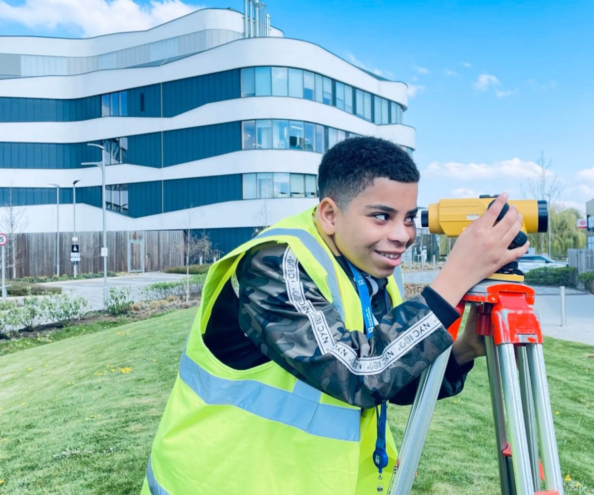 Students from <a href="/northacad/">Northampton Academy</a> dropped into Waterside earlier this week to 'have a go' at being geographers for a day.

Find out more about what they did and <a href="/RGS_IBG/">Royal Geographical Society (with IBG)</a>'s  #Geography for All project. 🌍🗺️👇

bit.ly/40s1BRs

<a href="/GeogShanique/">Shanique Harris</a>