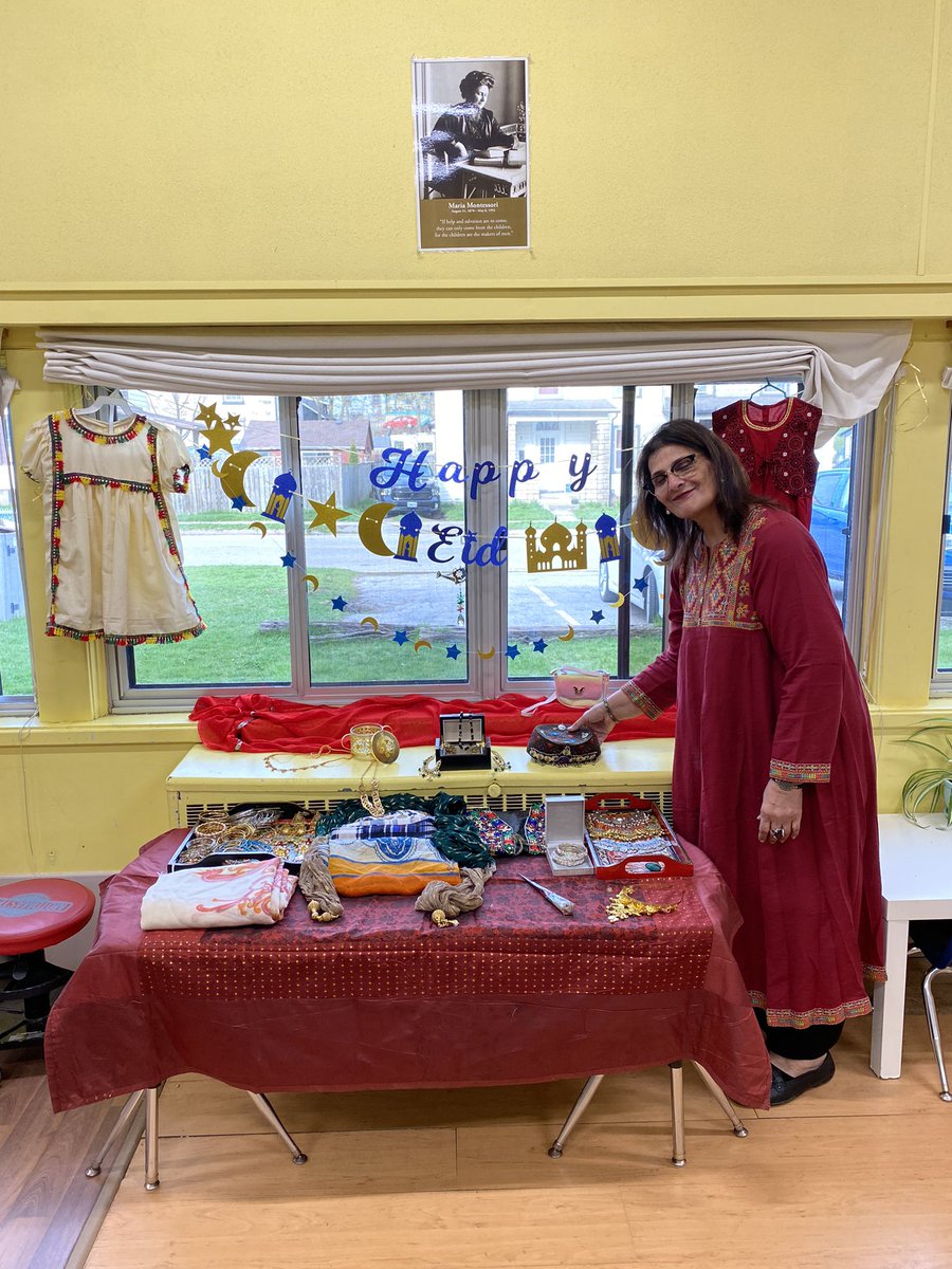 mca_paris03's tweet photo. Celebrating #Eid2023 at school today ☪️
#EidMubarak2023 #EidAlFitr2023 https://t.co/KZGX1uGDrv