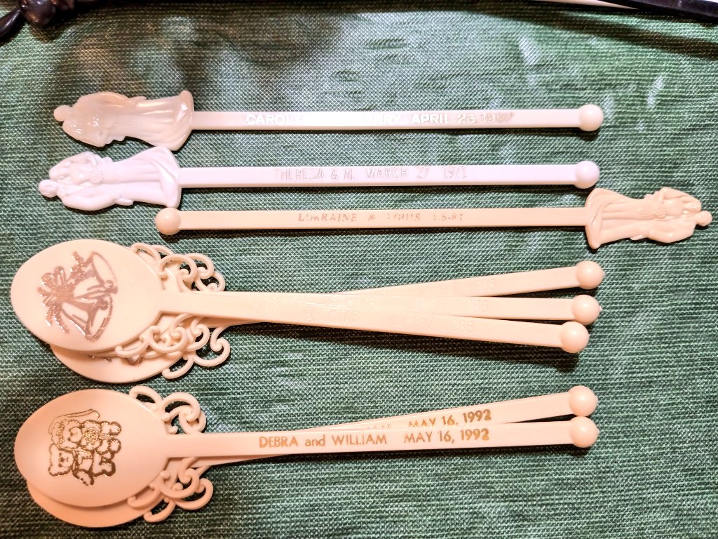 TheDisneyDrunk's tweet photo. Organizing them by hotels, restaurants, airlines, cruise lines and resorts. But surprisingly for the first time I have a small pile of wedding swizzle sticks! 💕 This is a tradition that needs to be brought back! #swizzleSticks 🍸 #Bar https://t.co/YhZtciXOrO