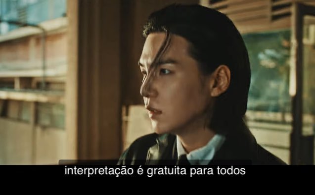 btsclxss's tweet image. Claro que blink não vai entender nada do que o Yoongi fala, a fav lança música exaltando o consumismo