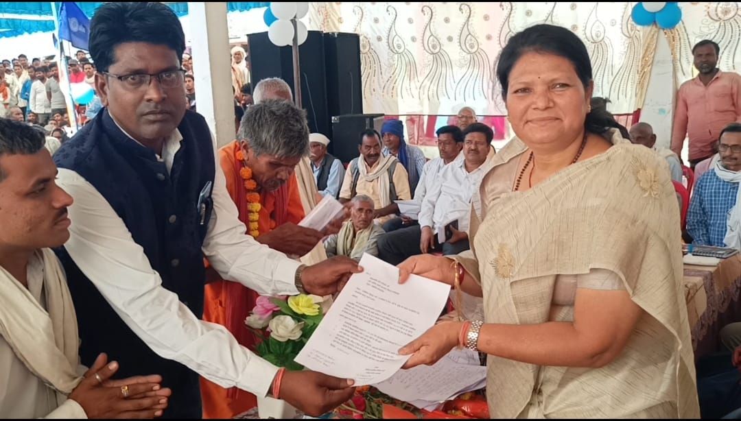 प्राथमिक शिक्षक भर्ती वर्ग -3 में सेकंड काउंसलिंग में वृद्धि की जाए! जल्द से जल्द भर्ती प्रक्रिया पूर्ण की जाए!
#51000_MPTET_VARG_3
<a href="/ChouhanShivraj/">Shivraj Singh Chouhan</a> 
<a href="/CMMadhyaPradesh/">Chief Minister, MP</a> 
<a href="/narendramodi/">Narendra Modi</a> 
<a href="/Indersinghsjp/">इन्दरसिंह परमार</a> 
<a href="/ArvindKejriwal/">Arvind Kejriwal</a> 
<a href="/RahulGandhi/">Rahul Gandhi</a> 
<a href="/yadavtejashwi/">Tejashwi Yadav</a> 
<a href="/TejashwiOffice/">Office of Tejashwi Yadav</a>