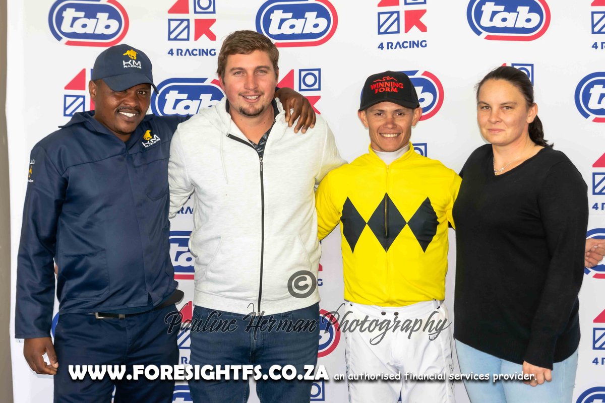 PaulaHH2's tweet photo. Race 3 .. @richardfourie  Kelly Mitchley won with another CANFORD CLIFFS winner, LORD NELSON!
@Ridgemont_SA https://t.co/ysyHadFlui