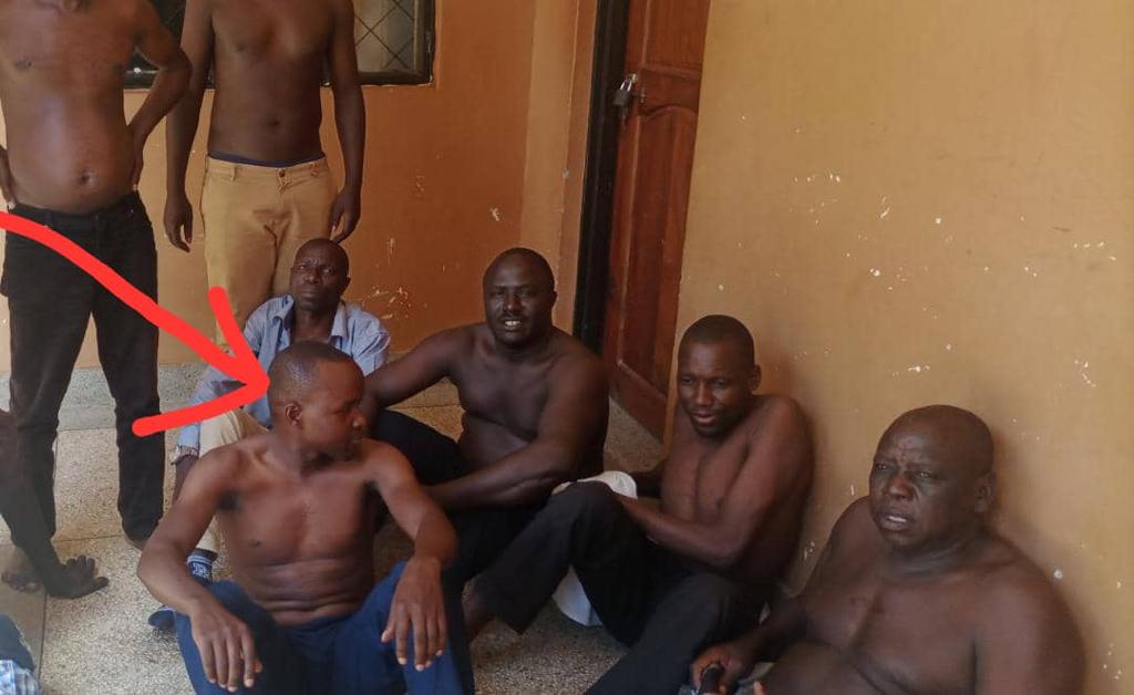 Kindly disregard photos making rounds on social media that our officers undressed Otuke district leaders who were arrested yesterday.
No one asked them to remove their shirts. They did so intentionally to attract sympathy from the public and draw media attention.
PRO North Kyoga