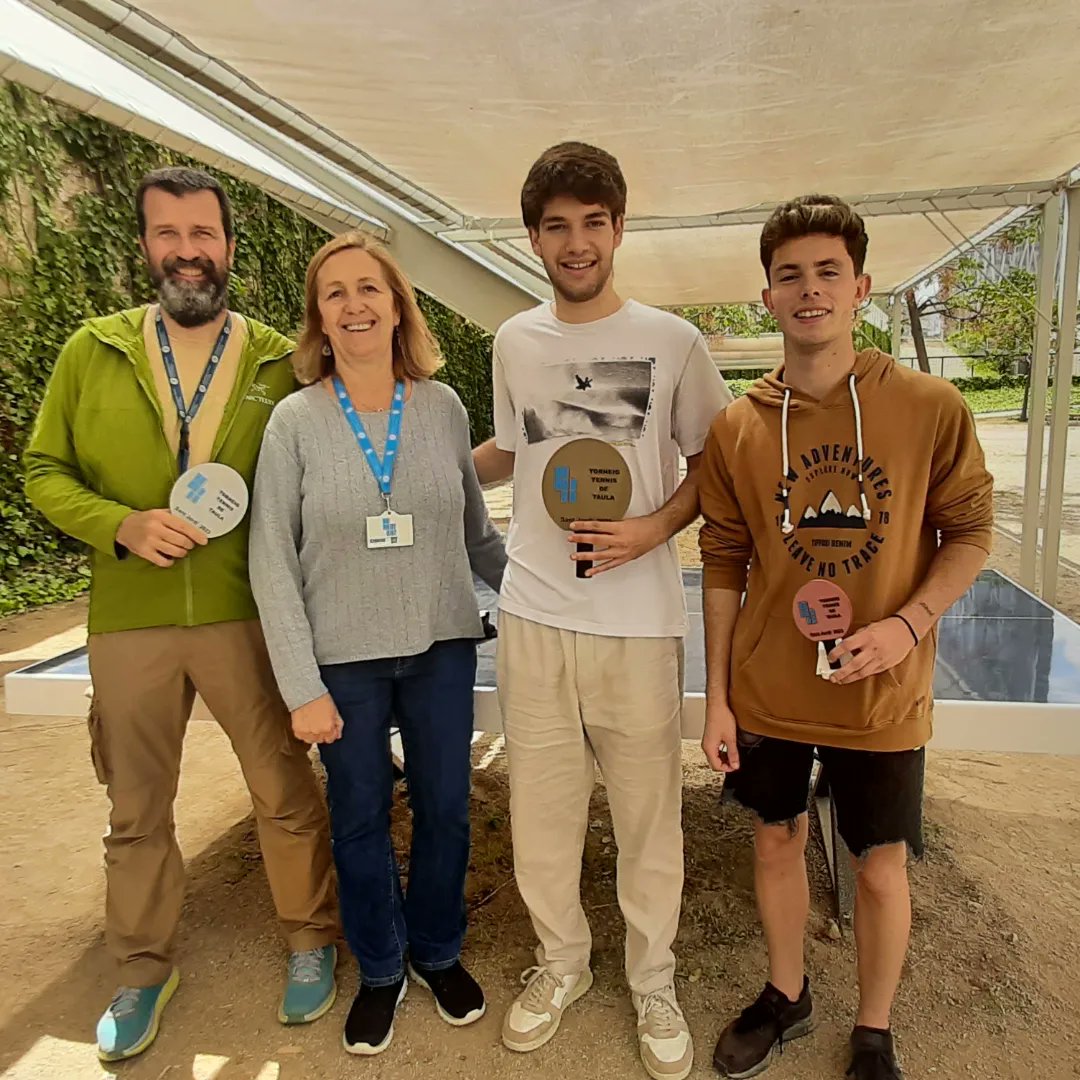 EEBE_UPC's tweet photo. Ja tenim guanyadors del Campionat de tennis taula 🏓 Sant Jordi Saludable al CDB
🥇Àlex Martínez
🥈Pep Bartolí
🥉Eduard Navarro
Felicitats!! I gràcies a tots els participants
#UPCSaludable #EEBEsaludable https://t.co/fjbntuytTb