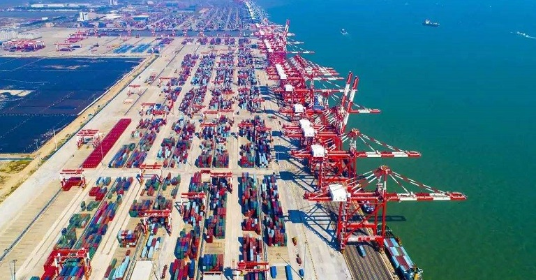 shen_shiwei's tweet photo. 🇨🇳⚓️Do you know that China's Guangzhou Port, the world's fifth largest port, has been actively engaged in the #BeltandRoad Initiative? https://t.co/Mw1m60jH6b
