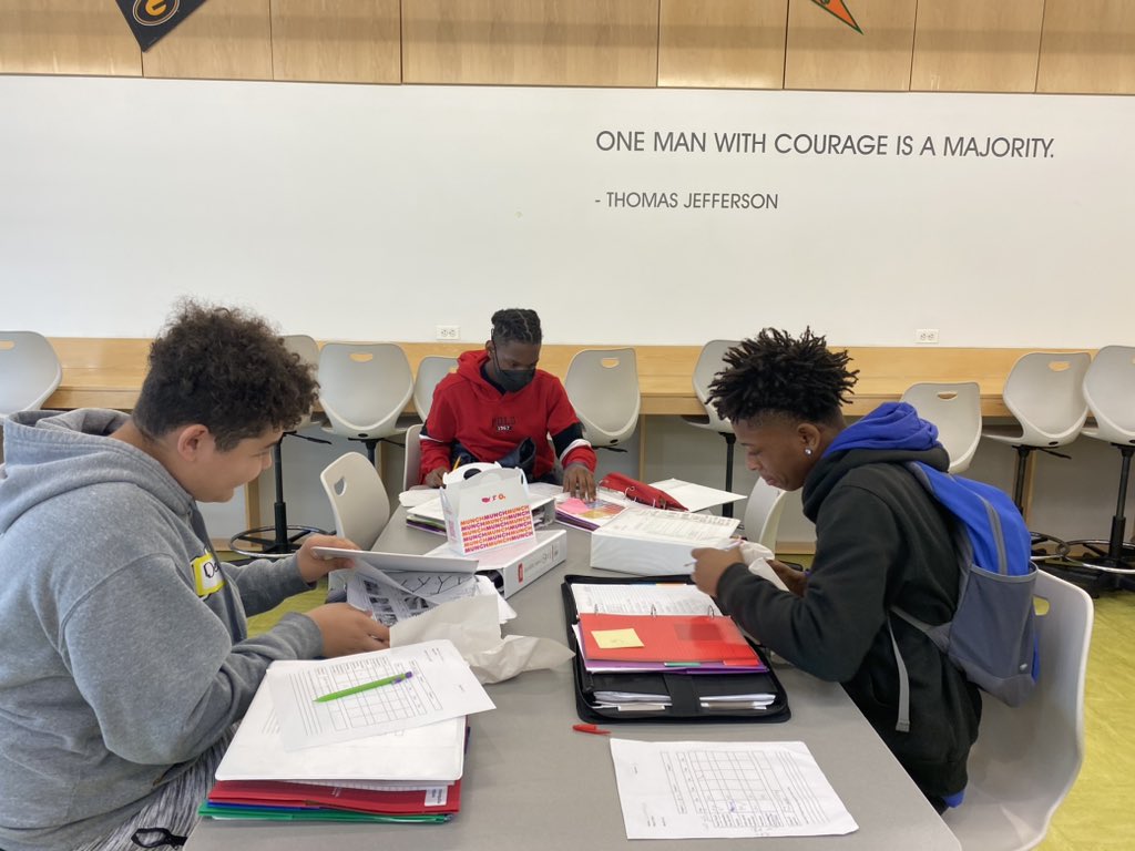 deerob55's tweet photo. JH AVID 8th graders enjoyed peer coaching 5th graders on Binder Organization! One School..One Binder. @JeffHoustonPK8 @ACPSk12 @AVID4College @Steelersjodie https://t.co/jKxDThfhis