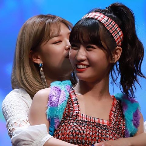 HourlyJeongmo's tweet photo. Love all Jeongyeon duos but JeongMo will always have a special place in my 💚 https://t.co/LFxHnnhIDE