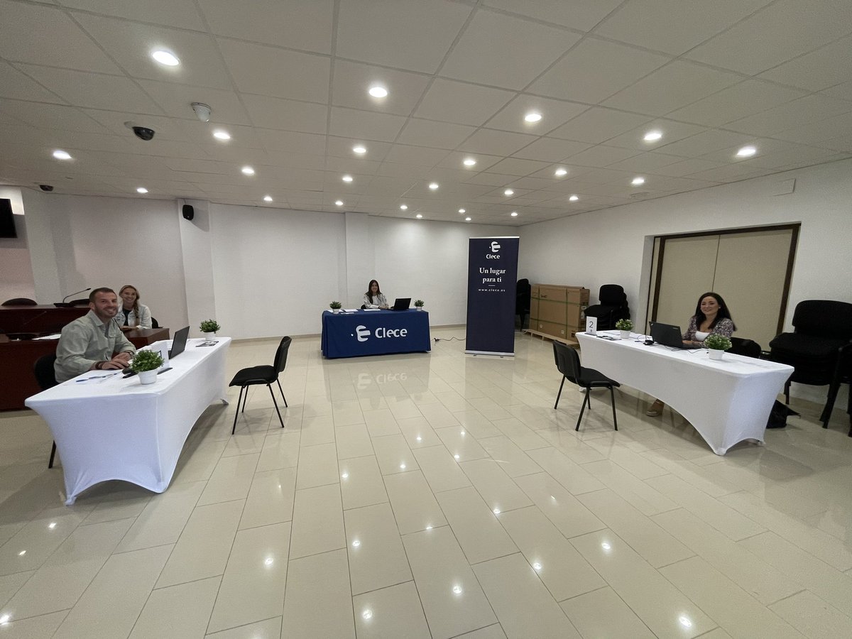 aroldan87's tweet photo. Finalizamos la ruta #NosConocemos en la provincia de sevilla, hoy en el @AytoBormujos .
6 localidades, donde hemos realizado un total de 232 entrevistas!
Gracias al equipazo! @VictoriaGmez @svaleroclece @Blanca80182203 @conchadesara https://t.co/A1g7EgyXTC
