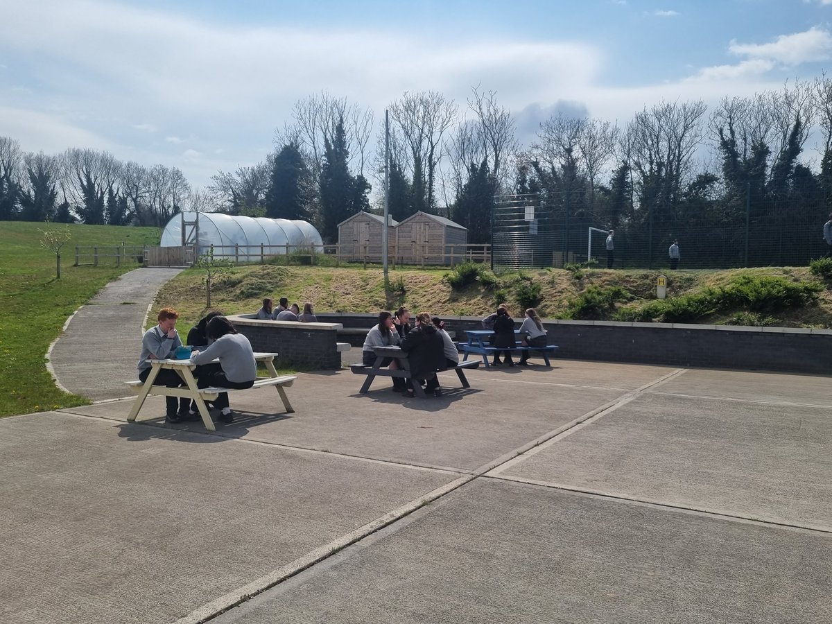 OideStacy's tweet photo. Lovely end to the 1st week back after Easter @Kingswoodcc16 5th years practising Irish Oral @ddletb @ForasnaGaeilge @gaeilge https://t.co/s8Bn4X6ELK