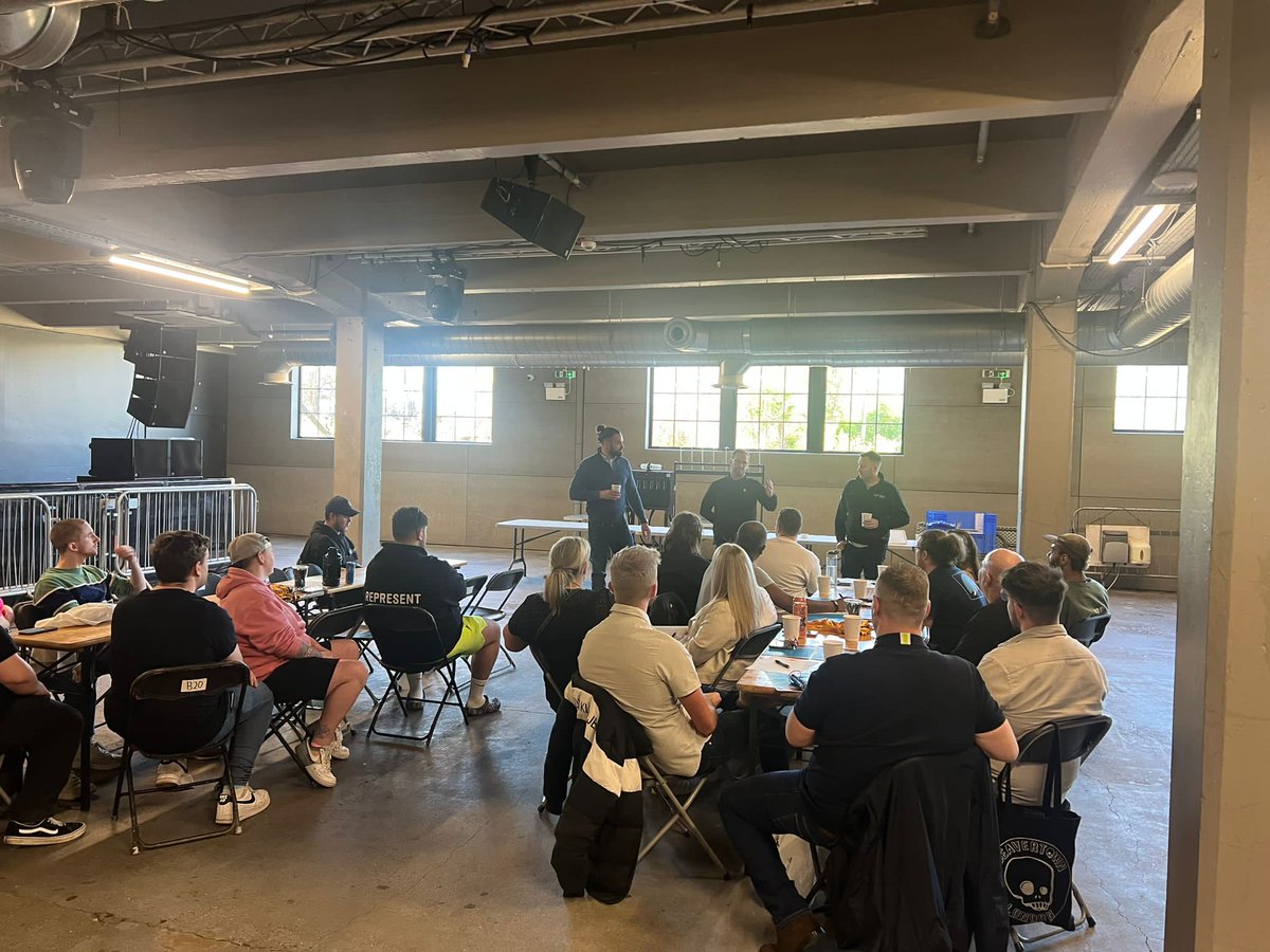 hapsolutionsgrp's tweet photo. Another fantastic training day for our Bar Managers hosted by Field Vision and Central Fusion at @SWG3glasgow!
#Team #Training #Barmanagers #Scotland #Glasgow https://t.co/oRWWHpzOHc