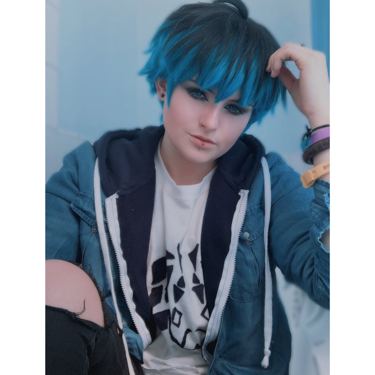 Lolipopopu's tweet photo. Luka from miraculous cosplay :) #miraculous #ladybug #MiraculousLadybug #luka #LukaCouffaine #lukacouffainecosplay #mlb #mlbcosplay #miraculousladybugcosplay https://t.co/ND6PDiETwT