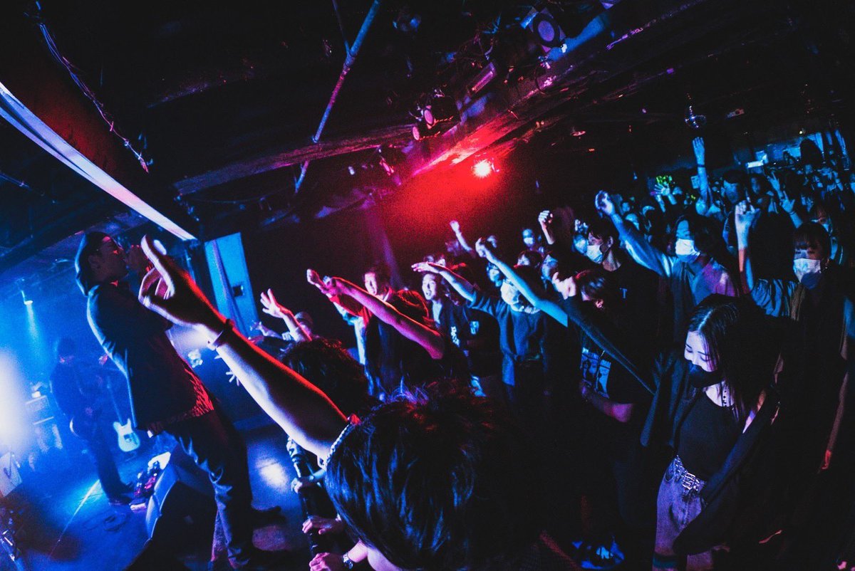 innosent_info's tweet photo. 4/20 Milkywayありがとうございました！！！
これまで応援してくれた皆さま、本当にありがとうございました！！
INNOSENT in FORMALは解散しましたが、これからも、どうぞよろしくお願いします！！
📸@pickles_0808 
TOY BOY https://t.co/Do69V72FVP