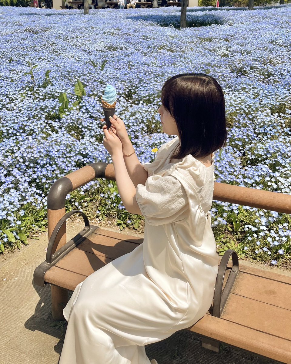 168_cherry2's tweet photo. 舎人公園のネモフィラ畑
入場無料でこんなに綺麗なの凄い✨♡

 #ネモフィラ  #ネモフィラ畑 
 #舎人公園   #麦わら帽子    #白ワンピース
 #ワンピースコーデ  #麦わら帽子コーデ https://t.co/mYRHYya07m