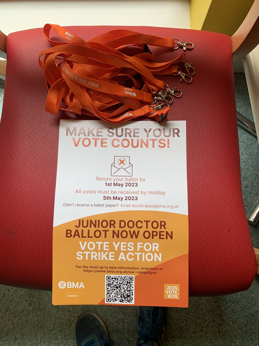 BMAHilaryR's tweet photo. Borders today with Senior employment adviser Nicola Macisaac for their Jnr Dr Forum to answer queries related to all aspects of their employment. Also reminder to return your ballot #JDIA #ballot #Knowyourrights #JuniorDoctors @BMAScotland https://t.co/uPLJxW2eyd
