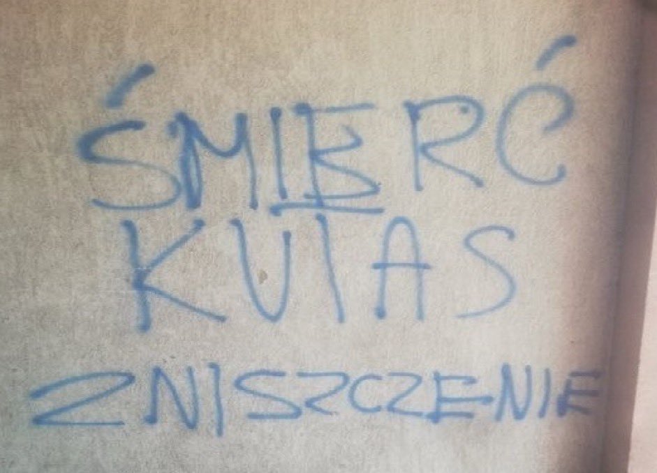 END (@beiversse) on Twitter photo 