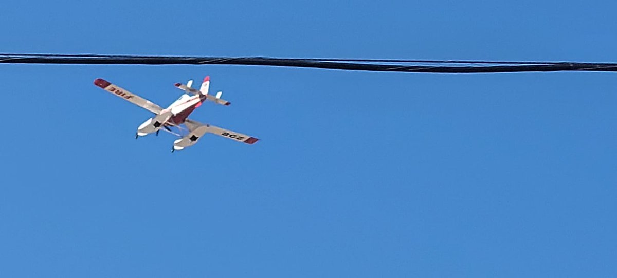 DauntlessAir's tweet photo. Thank you to everyone in and around Cleburne, Texas who sent us photos from #training2023! These images are from Sheri, Louis, Derek and Gary. Thank you for sharing these moments! #fbf
#wearedauntless #dauntlessatwork #aerialfirefighting https://t.co/MDiGPIswFM