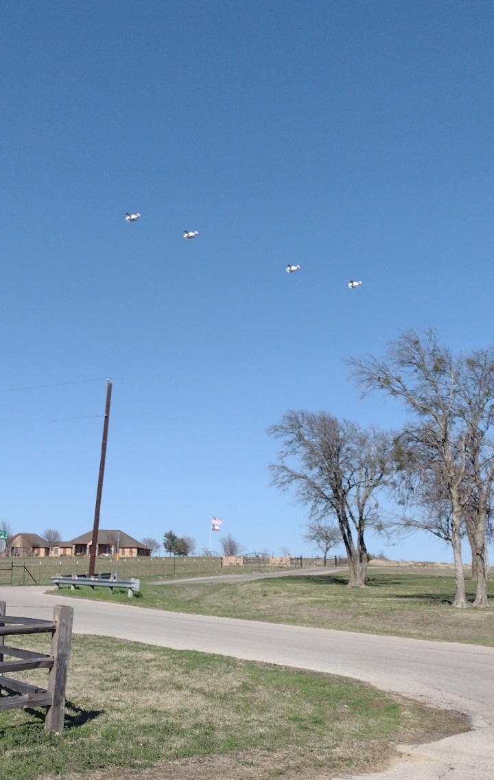 DauntlessAir's tweet photo. Thank you to everyone in and around Cleburne, Texas who sent us photos from #training2023! These images are from Sheri, Louis, Derek and Gary. Thank you for sharing these moments! #fbf
#wearedauntless #dauntlessatwork #aerialfirefighting https://t.co/MDiGPIswFM