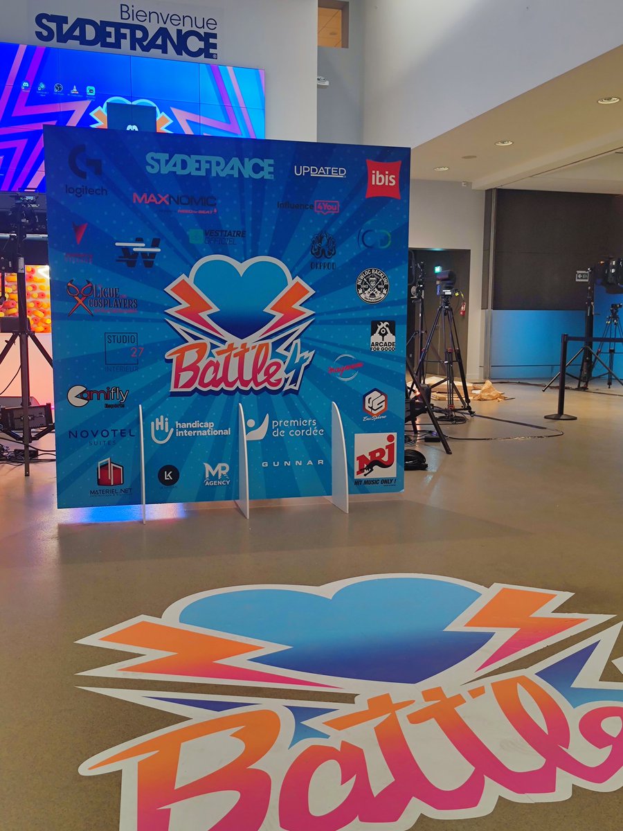 Sim0n_Web's tweet image. 🙌 #battle4 on est présent !