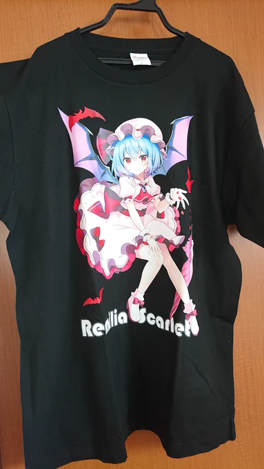 Tシャツとりあえず手元にサンプルあるの黒色だけなんですがとっても綺麗に印刷して頂けましたLサイズ(メンズ)なので女性はだいぶ余裕があるかもしれません! 