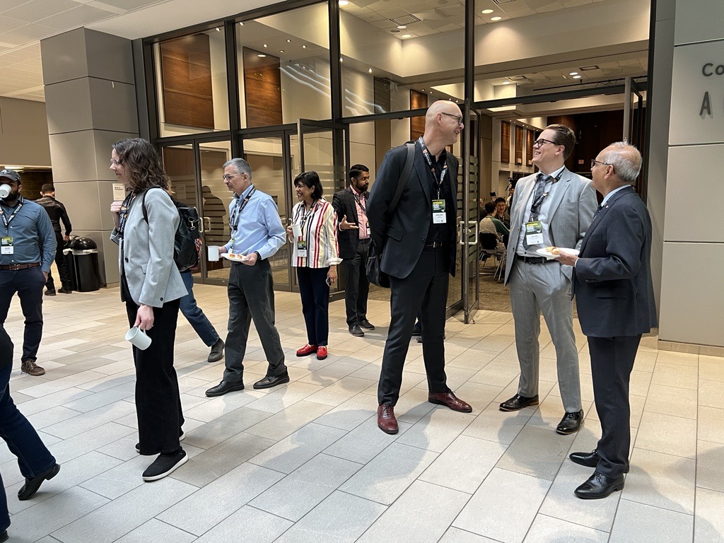 UWaterloo's tweet photo. Rethinking Global Travel: Designing more sustainable journeys from A to B kicks-off this morning @MaRSDD in Toronto. Follow along on Twitter or Instagram Stories using #UWaterlooSummit for full event coverage. https://t.co/82Si21IJIB