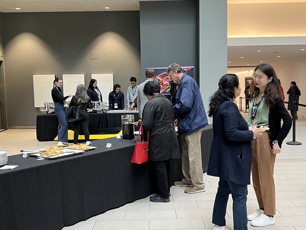 UWaterloo's tweet photo. Rethinking Global Travel: Designing more sustainable journeys from A to B kicks-off this morning @MaRSDD in Toronto. Follow along on Twitter or Instagram Stories using #UWaterlooSummit for full event coverage. https://t.co/82Si21IJIB