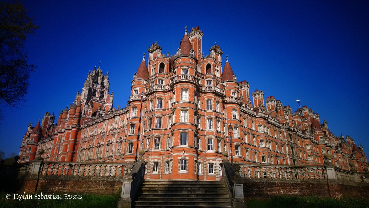 DylSebEva's tweet photo. @RHUL_Law @Joanna__KC @MartonRibary At #Index2_0, a one-day scoping workshop held in the stunning surroundings of @RoyalHolloway, we began exploring the feasibility of digitizing the #IndexInterpolationum, a catalogue of changes made to the collection/‘digestum’ of Roman laws compiled by order of emperor Justinian. https://t.co/OGsPZIdL4r