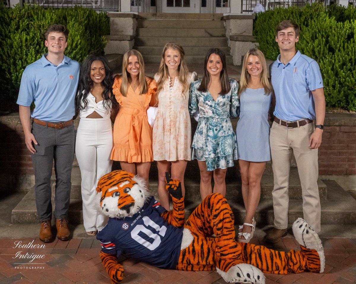 aucheerleading's tweet photo. We 🧡 Callouts at Cater Hall! One of our favorite nights of the year! #WarEagle https://t.co/AZ33qAjDy9