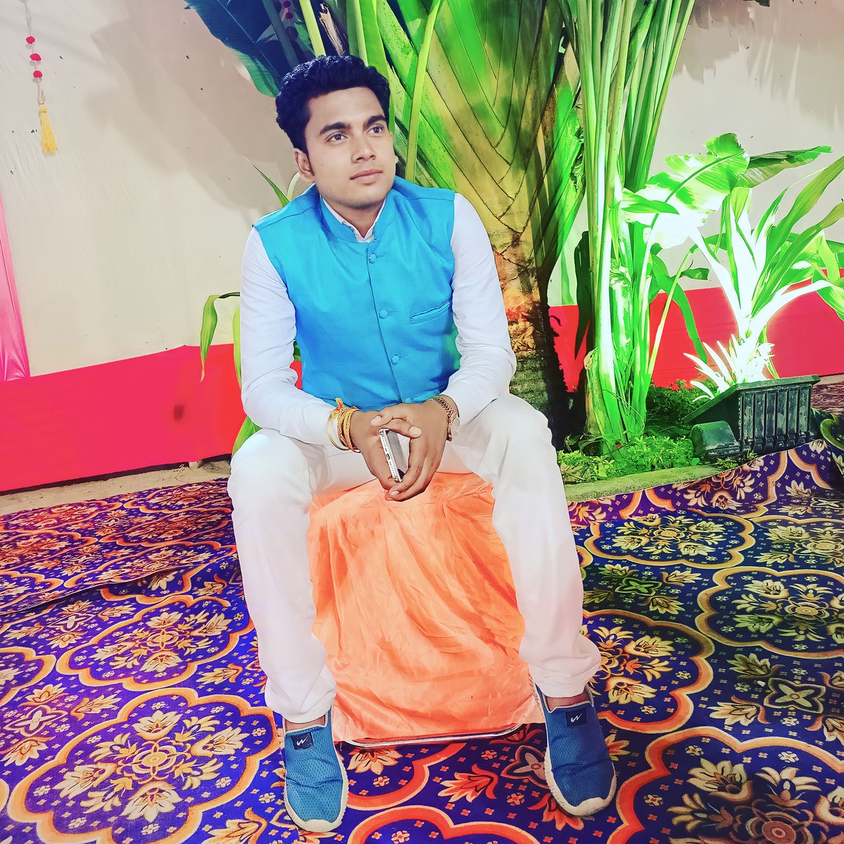 abhishekavy's tweet photo. हज़ार बर्क गिरे, लाख आंधिया उठे, 
वो फूल खिल के रहेंगे जो खिलने वाले हैं।❤️💚 https://t.co/VfWYv5wBf3