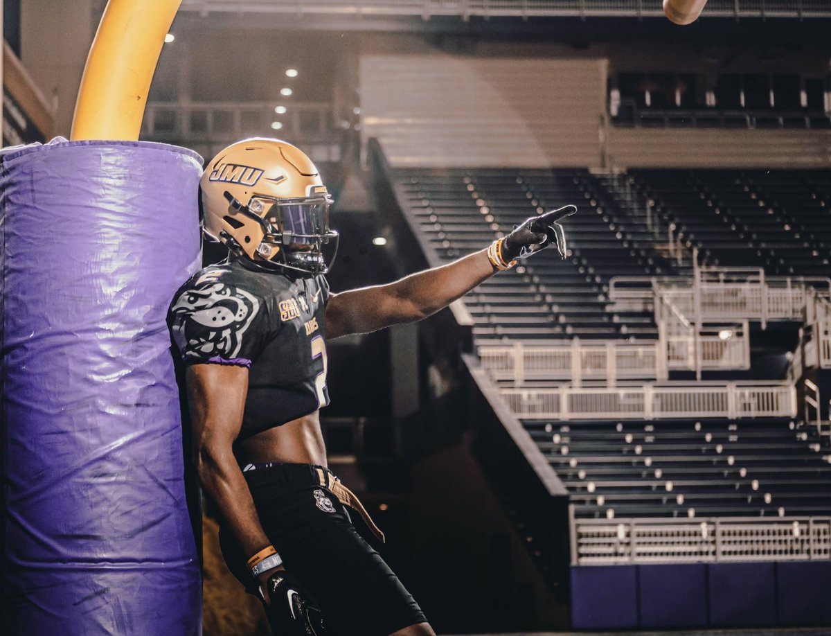 Rykin Maxwell tweet media