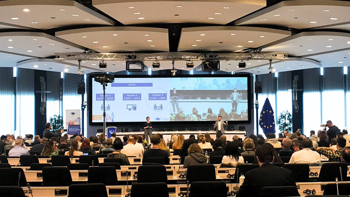 EMInternational's tweet image. The European Citizens&apos; Panel on #VirtualWords has just kickstarted! 🚀

150 🇪🇺 citizens from all walks of life are meeting for a final session to discuss the opportunities and challenges of virtual reality.

📢Stay tuned for the citizens&apos; recommendations. #DigitalEU
