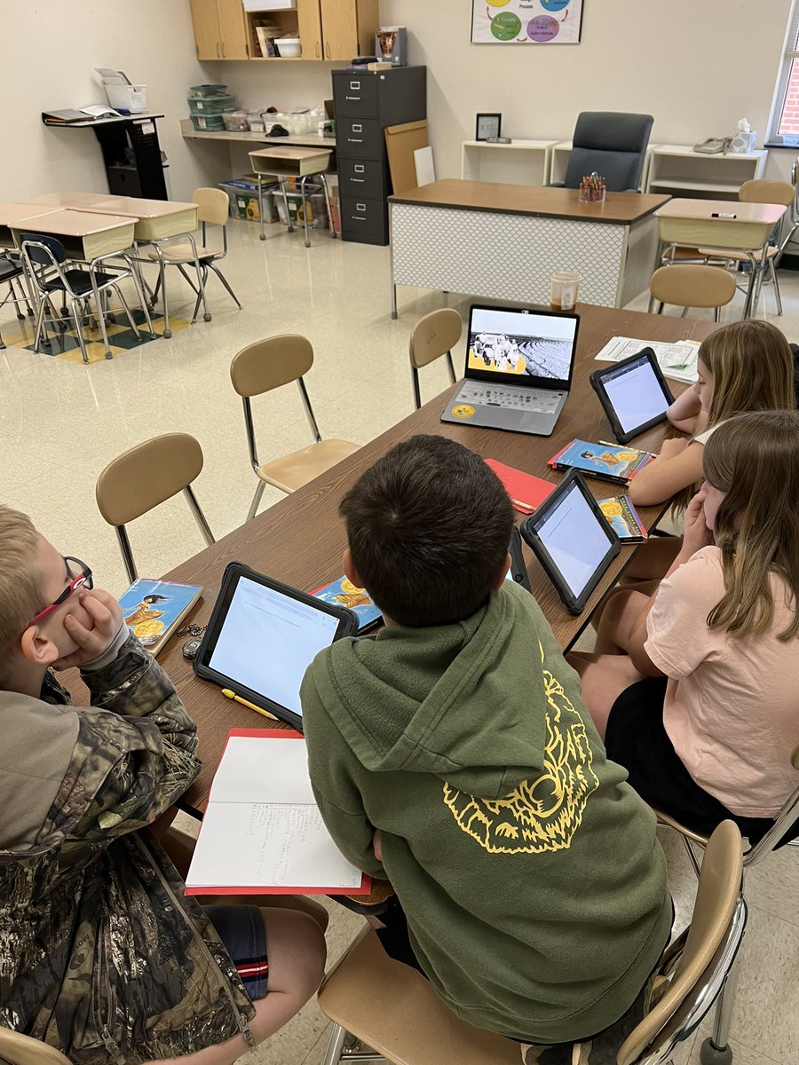 Sarah Stapleton tweet media