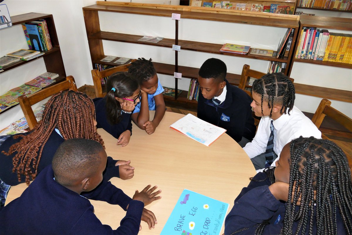 scistz's tweet photo. Today year 7's enjoyed reading science books to pupils from year 3.

This was part of #SecondaryBookWeek2023📚

#WeAreSCIS #ProudToBeSCIS #SuccessNothingLess #SCISFamily #AcademicExcellence #InternationalSchool #Arusha #Tanzania #EastAfrica https://t.co/wLBIjHMiRD