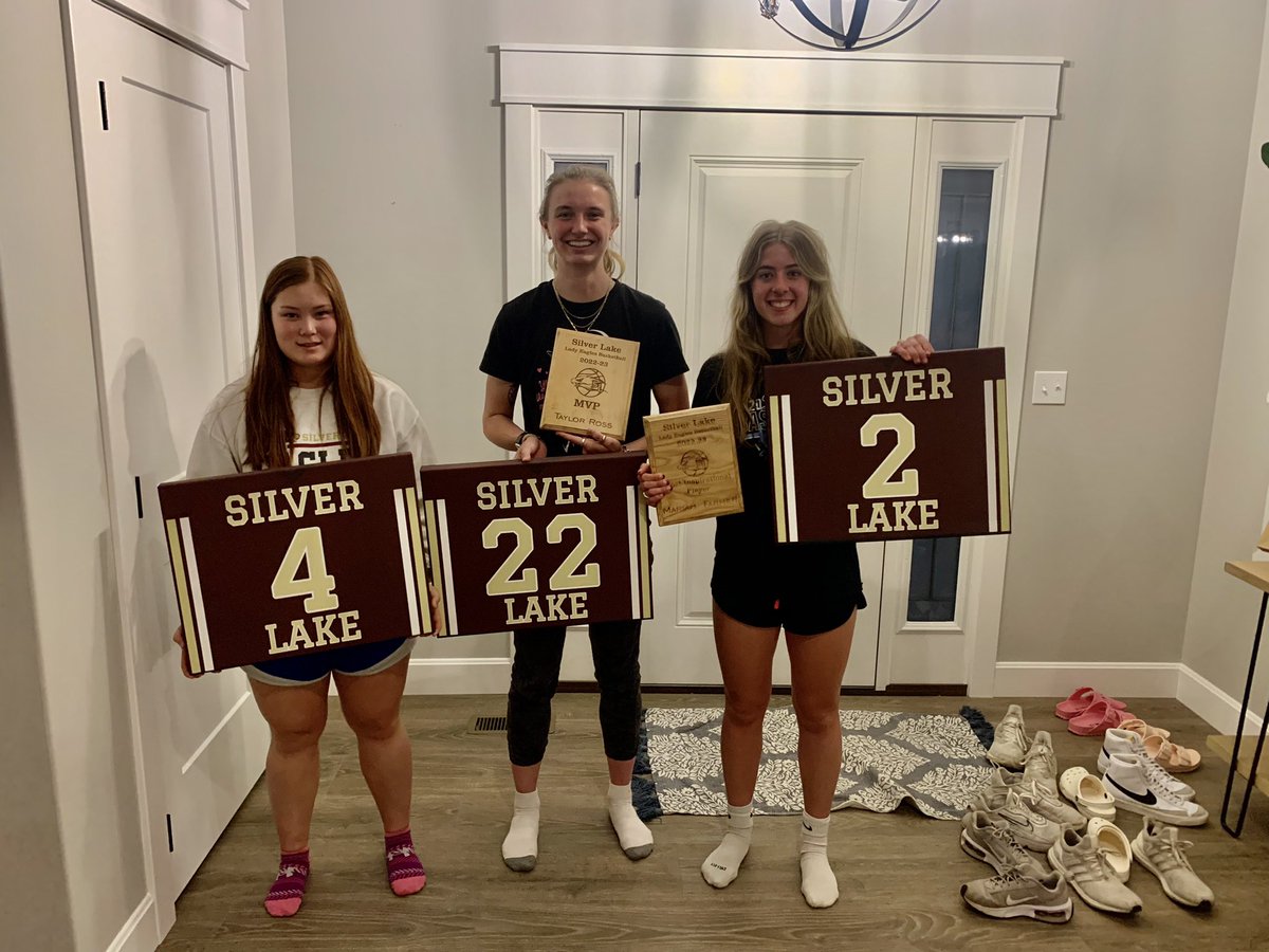 🏀Thank You Seniors! 🏀