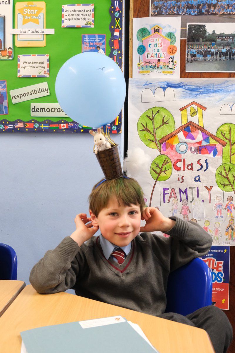OakfieldPrep's tweet photo. Crazy Hair Day in full force at Oakfield Prep today (with a side helping of crazy head accessories too)! Follow us on Facebook and Insta to see even more of the pupils' wacky creations!

#crazyhairday #creativity #oakfieldprep #worldofopportunity #wholeschool https://t.co/Lq7DananMF