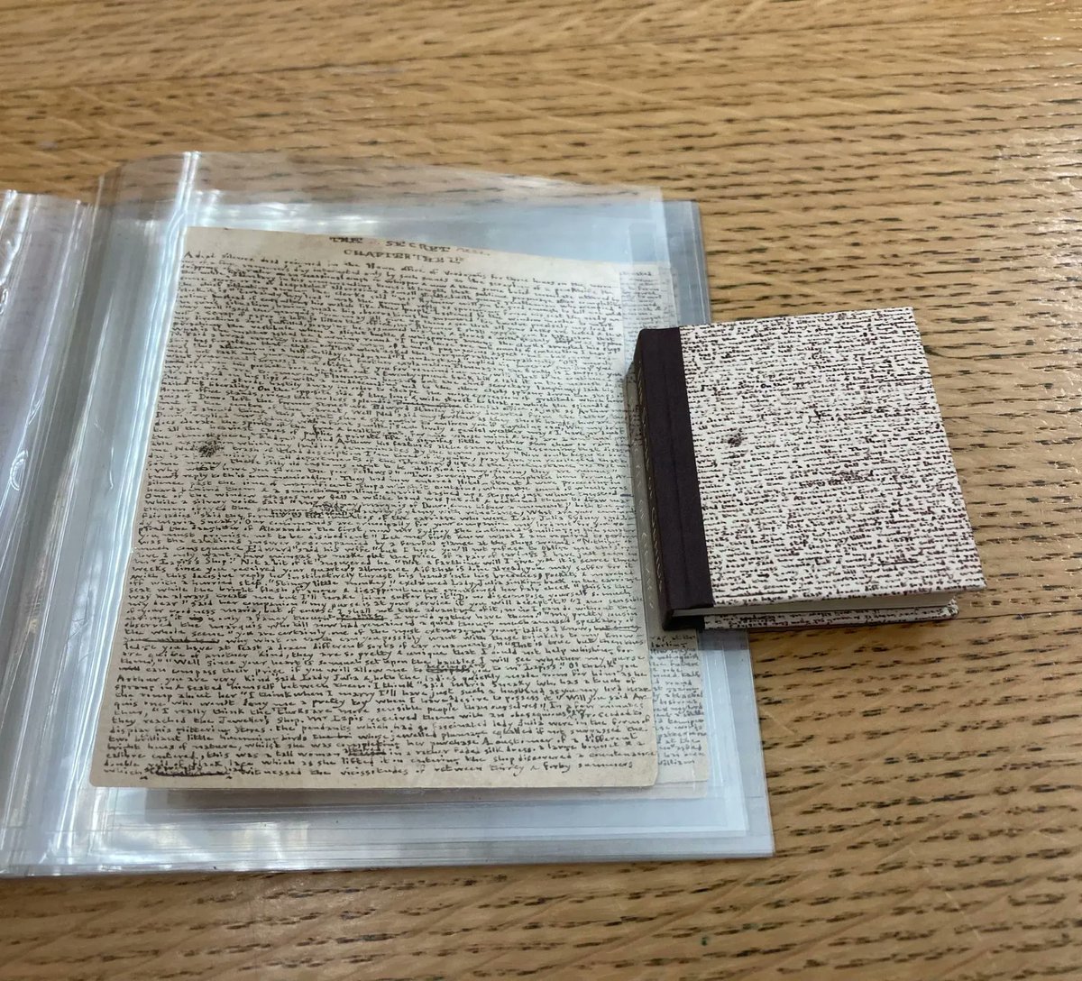 MUSpecColl's tweet photo. Happy birthday to Charlotte Brontë! Enjoy this miniature book about Brontë's own miniature books, bound in a facsimile of Brontë's tiny manuscript!
The Scale of Genius: PR4169 .H37 2019
The Secret and Lily Hart: PR4167 .S43 1833
#FacsimileFriday #BoundfortheWeekend #RareBooks https://t.co/aGxz43tTtG