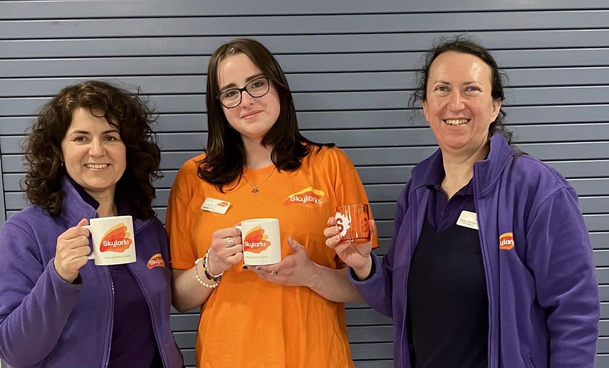 SkylarksCharity's tweet photo. 🎉4,000 members 🎉
This week, we have reached an incredible milestone. 4,000 members are now registered with Skylarks charity. 🧵
#charity #familysupport #sendchildren #richmondmums #hounslowmums https://t.co/jlqmzGMzyt