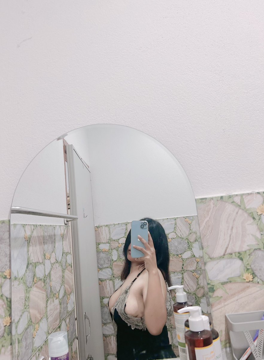 SmileMaybe2's tweet photo. ร้อนแบบนี้ใจไม่ดีเลยยย🥵
#สาวอวบขี้อ่อย #สาวอวบ #สาวอวบเชียงใหม่ #สาวอวบแซ่บ https://t.co/HjTc0oUK6U
