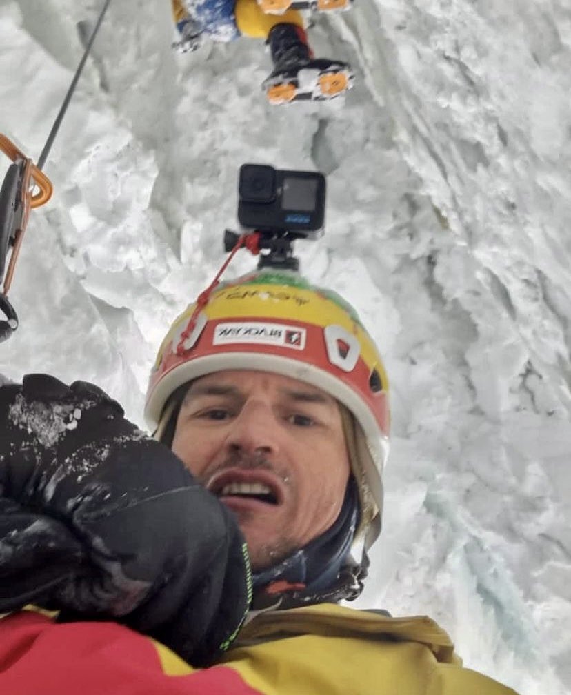 Everest Today tweet media
