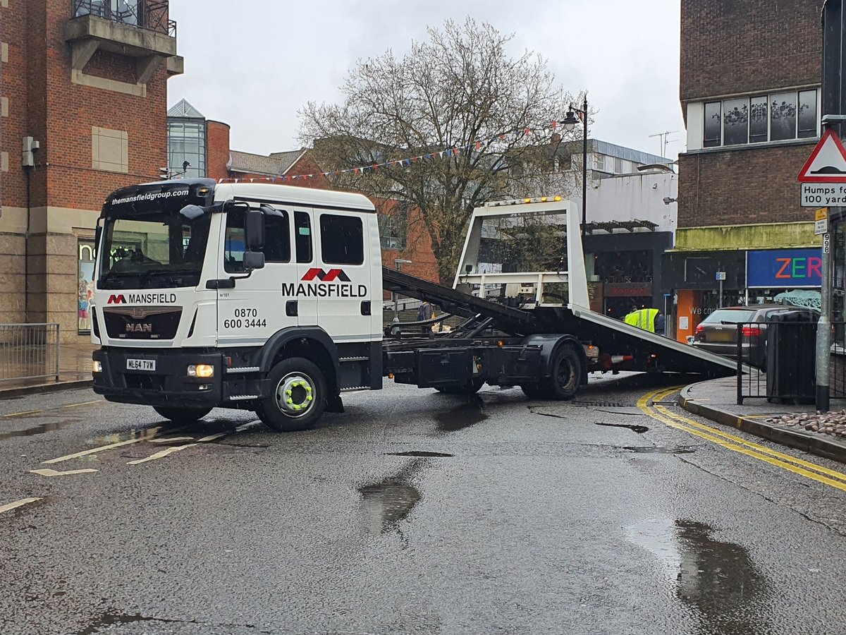 SurreyRoadCops's tweet photo. PCSO MOYES & YOUNG from @GuildfordBeat spoke to a driver of a car who disappeared leaving the car abandoned outside McDonalds Guildford. We have attended and seized the vehicle at the cost of the owner whilst we conduct an investigation into driving offences. #WeAreLovingIt https://t.co/Ui8kQm2qTw