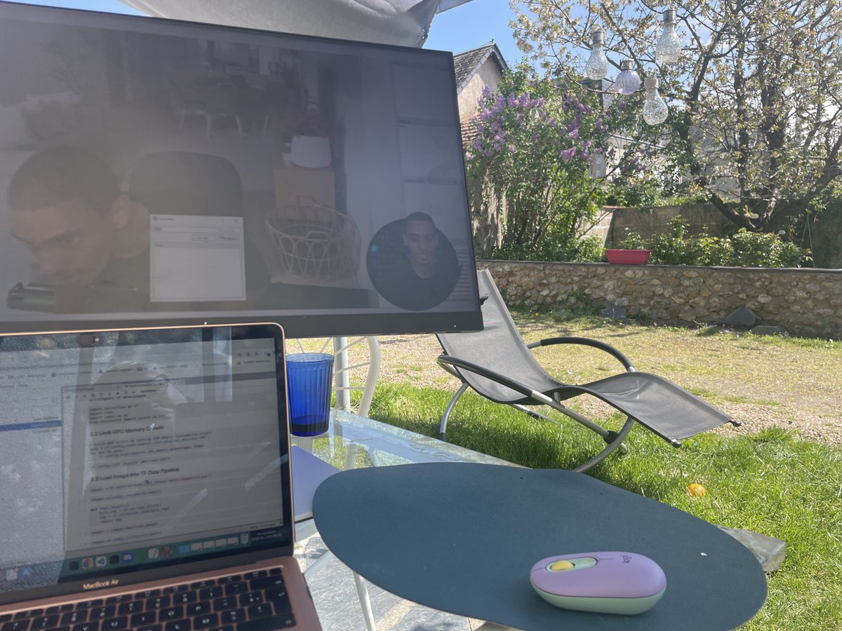 JulieLaTulipe1's tweet image. ⁦@nicholasrenotte⁩ a big thank you from my garden in France for your great #deeplearning tutorials! #facedetection