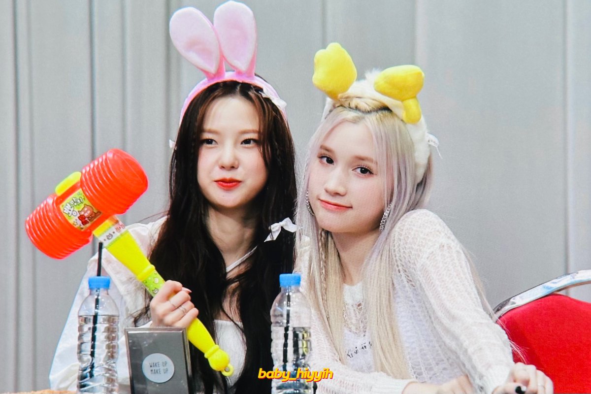 230421 프리뷰🐰🐣

#HUENING_BAHIYYIH #휴닝바히에 #바히에 #케플러 #KEP1ER
#Giddy #LOVESTRUCK