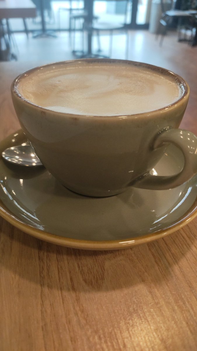 TracyMarsden71's tweet photo. Getting out of the home office to have an actual face to face meeting is just what is needed occasionally. Talking #maternalmentalhealth #traumainformedapproach #innovativeworking and got that #FridayFeeling https://t.co/ip7uz2NCHG