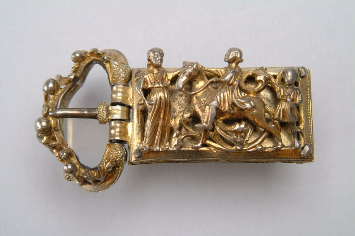 NyBjornG's tweet photo. A fabulous buckle; part of the large hoard from Dune in Dalhem parish (inventory n:o 6849:65 in @historiskamuse) - very Medieval but featuring an oh-so classic, greeted rider, scene..

#FindsFriday

(📸: Ulrik Skans, CC BY) https://t.co/SaK0istV8h