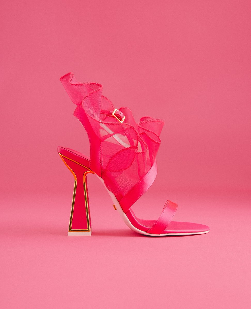 You flirt! 💓 AMBA our ruffled pink hourglass heel is here to be your romantic companion throughout summer. Shop here: bit.ly/KMAMBATW

#KatMaconie #StepInYourOwnDirection