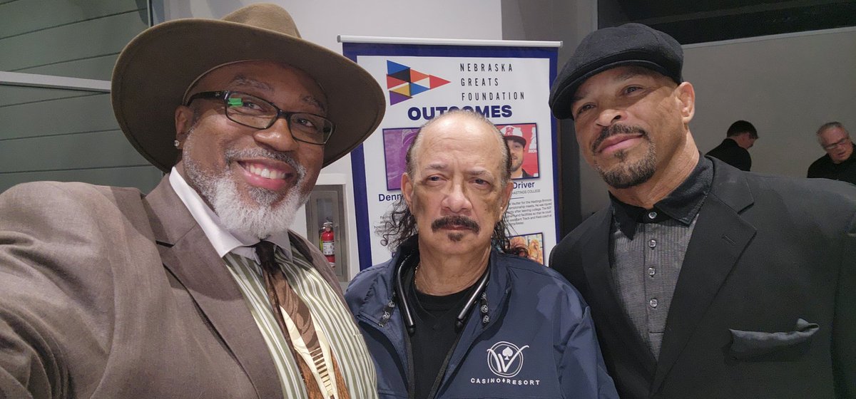 JamesCloyd_MCC's tweet photo. The Nebraska Greats Foundation fundraiser was a wonderful event!  I bumped into my old Boys Town friends, North High School wrestling family, and my cousin!

#Family
#HappyFriday
#MCCNEB
#UNOmaha https://t.co/iu6l81helq