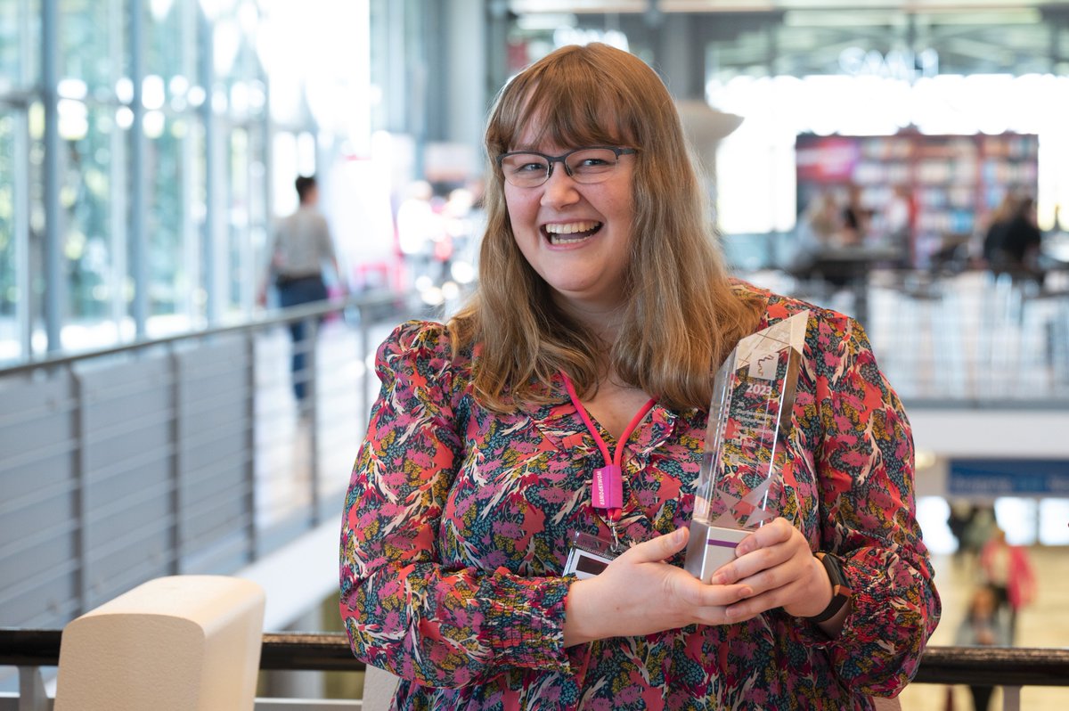 📣 Whoop whoop, Lisa Ihde is honored with the Young Engineering Award. 💥

@official__liza is being recognized for her great commitment to the mint sector. The initiative is intended to motivate women to take up more careers in the mint sector.

➡️ bit.ly/43QvrSA