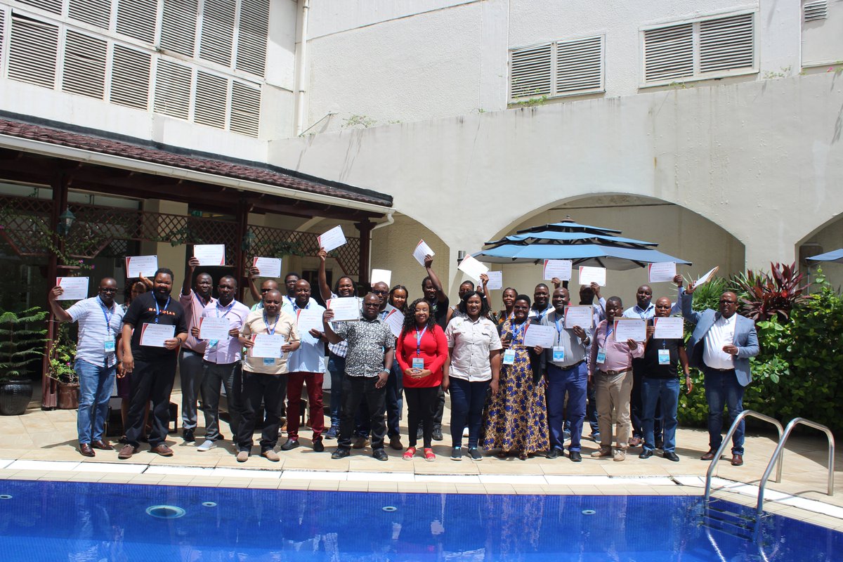 Ace2Africa's tweet photo. Its a wrap. Got certificates too! The communication course was delivered by the dynamic duo @AnnQuiCarol and @Alexandre_USB  

All ACEs now have a draft communication plan to guide them as they implement the 3 &amp; a half year project about agriculture higher education.
#ACEimpact https://t.co/1uII7YUWuC