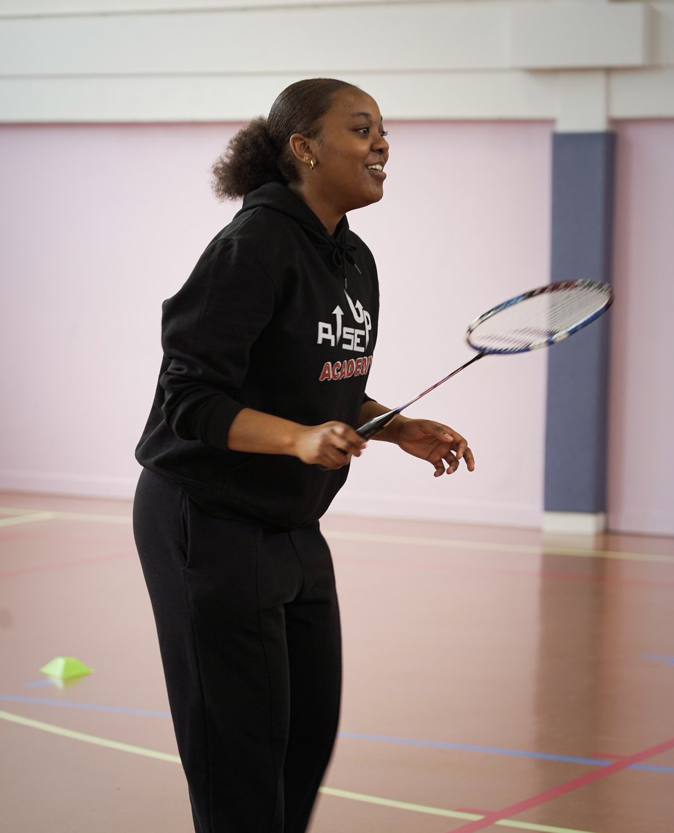 RiseUpAsso's tweet photo. #𝙍𝙞𝙨𝙚𝙐𝙥𝘼𝙘𝙖𝙙𝙚𝙢𝙮 𝙈𝙤𝙤𝙙 

📸 Cesar Pulido Tovar ⁠
⁠
#Badminton #education #sport #Partage #Photography #Photooftheday #riseup #photosport #lacourneuve https://t.co/S4HIDjr4Oz