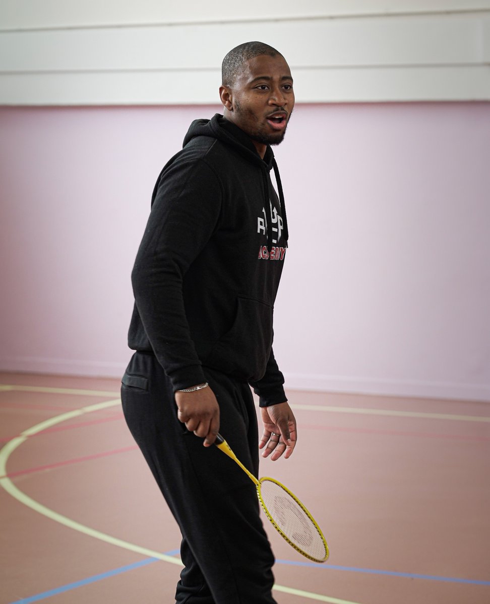 RiseUpAsso's tweet photo. #𝙍𝙞𝙨𝙚𝙐𝙥𝘼𝙘𝙖𝙙𝙚𝙢𝙮 𝙈𝙤𝙤𝙙 

📸 Cesar Pulido Tovar ⁠
⁠
#Badminton #education #sport #Partage #Photography #Photooftheday #riseup #photosport #lacourneuve https://t.co/S4HIDjr4Oz