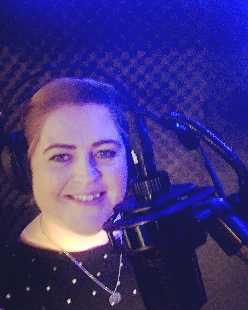 DublinSouthFM's tweet photo. On Sunday Night with Keith McLoughlin at 8, @keithmcloughlin is joined by @gavinsongs for a live performance and chat.

Keith also has music from @mongeymagic, @jimmchughmusic &amp; @fernasongs, among others.

👂: Dublin South FM 93.9
💻: https://t.co/V5mQ2pq4WJ

#communityradio https://t.co/tMzFMaH2UY